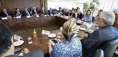 Foto: Alejandro Zambrana/Secom/TSE - Reunião da Ministra Cármen Lúcia com os Corregedores Eleito...