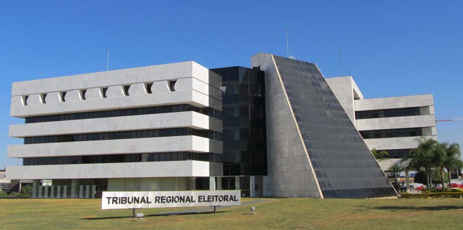 Fachada Do Prédio Em Um Distrito Tradicional Da Silésia